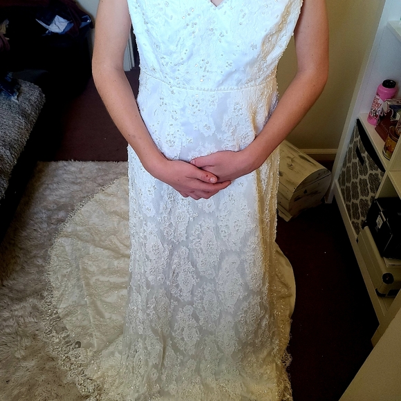 Mori lee lace wedding dress - Picture 6 of 6